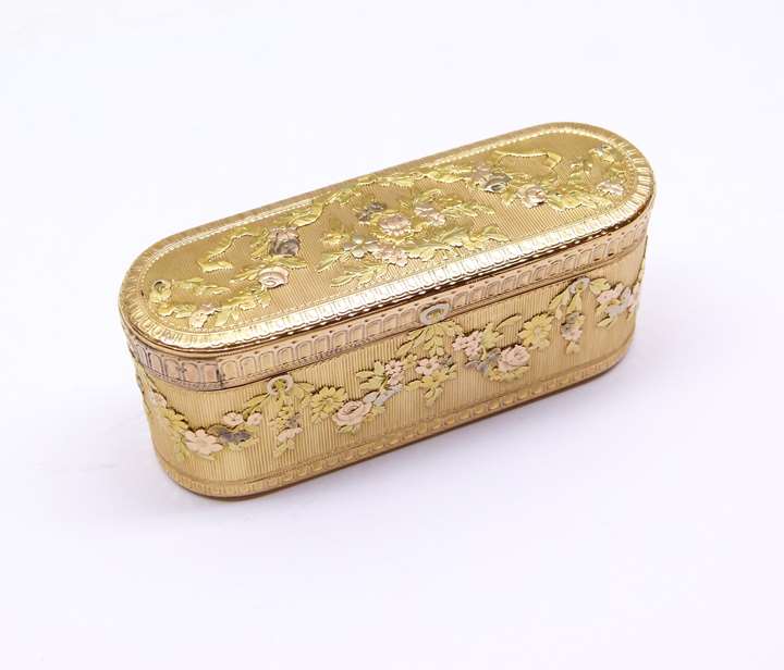 Louis XV vari-coloured oblong gold box, Paris 1762,